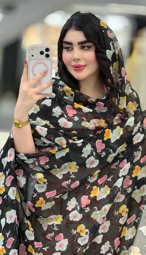 چادر طرح گل بسیار رنگبندی زیبا و جذاب