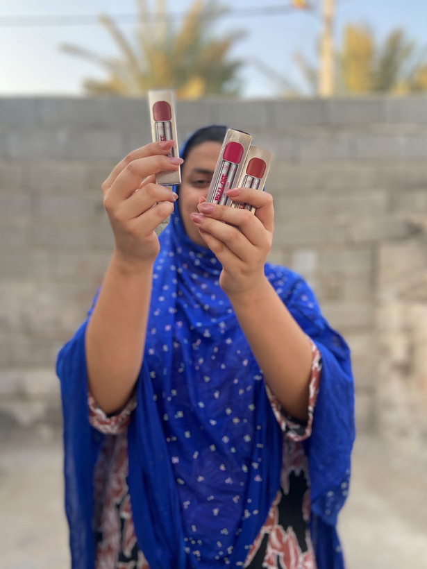پیلاف لب رژلب استخری با ماندگاری ۲۴ساعته